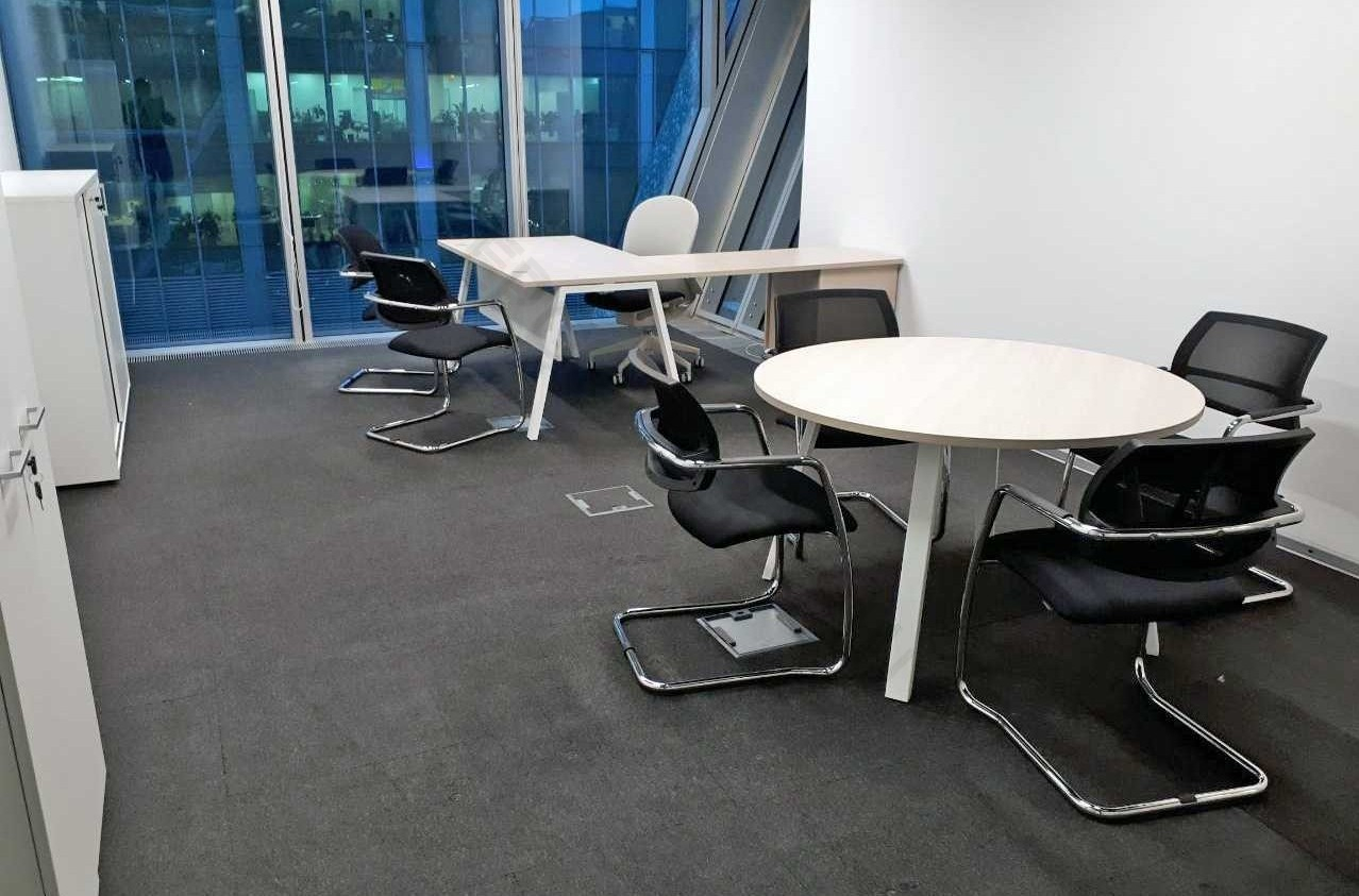 Мебель для строительной компании